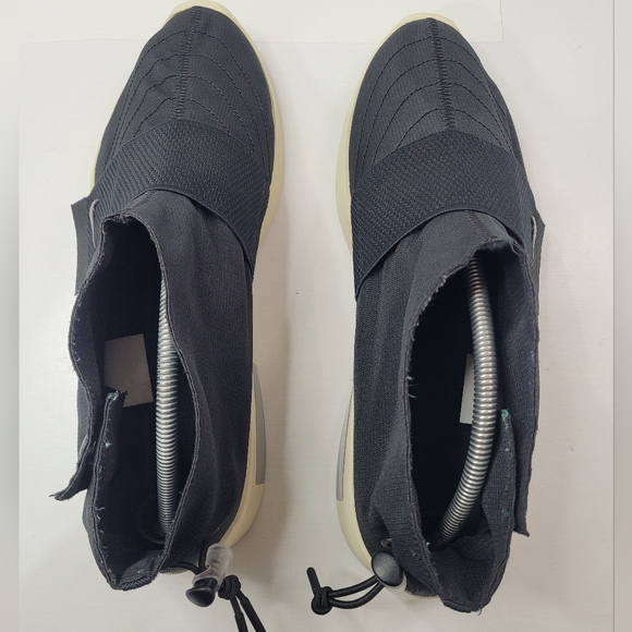 NIKE AIR FEAR OF GOD MOCCASIN BLACK SHOES MEN'S SIZE 11 AT8086-002 - Picture 8 of 15